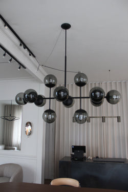 LOFTPENDEL MED 12 GLASKUPLER