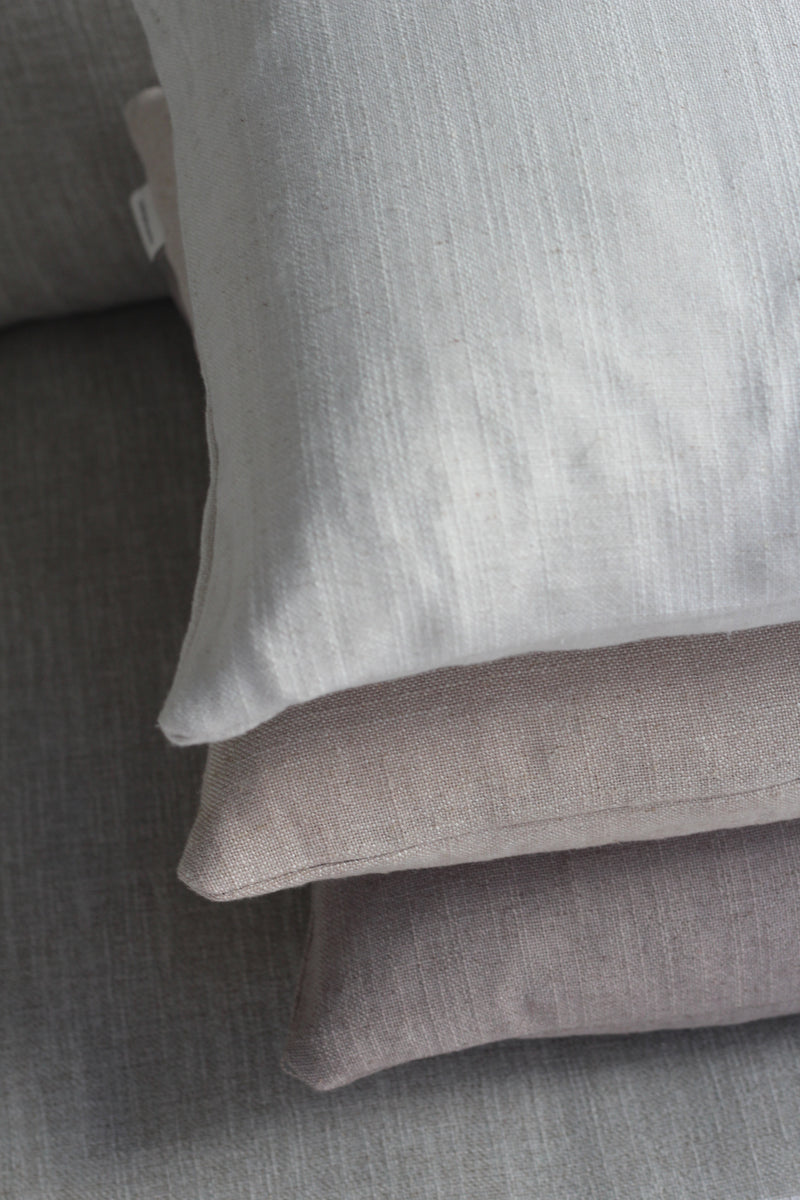 Greigefarvet hørpuder