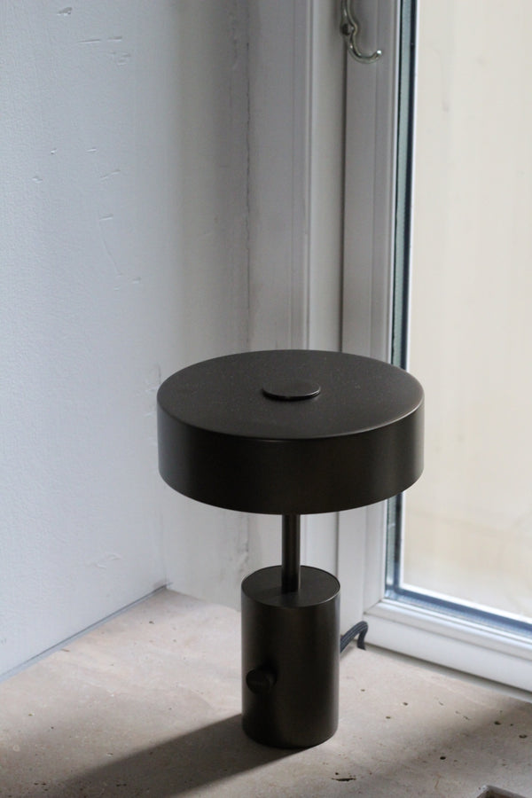 Bordlampe bronzefarvet